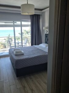 nikolaidis apartments